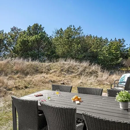 Holiday home Amazing In With Kitchen *